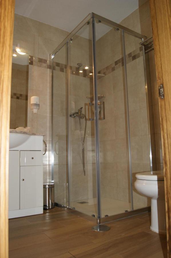 Apartamentos Camin De Pelayo Las Rozas Екстериор снимка