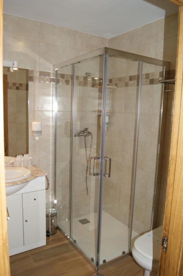 Apartamentos Camin De Pelayo Las Rozas Екстериор снимка