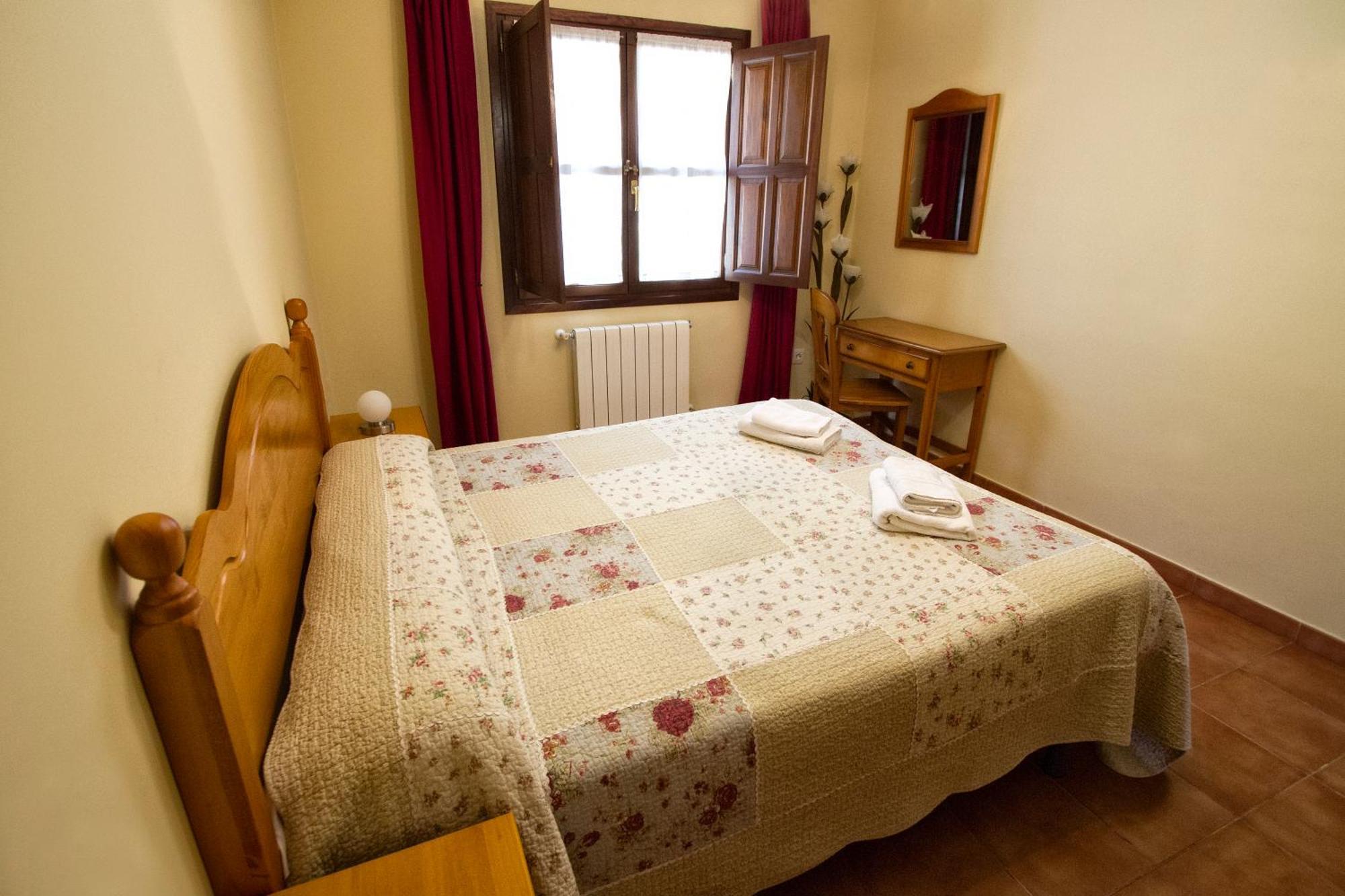 Apartamentos Camin De Pelayo Las Rozas Стая снимка