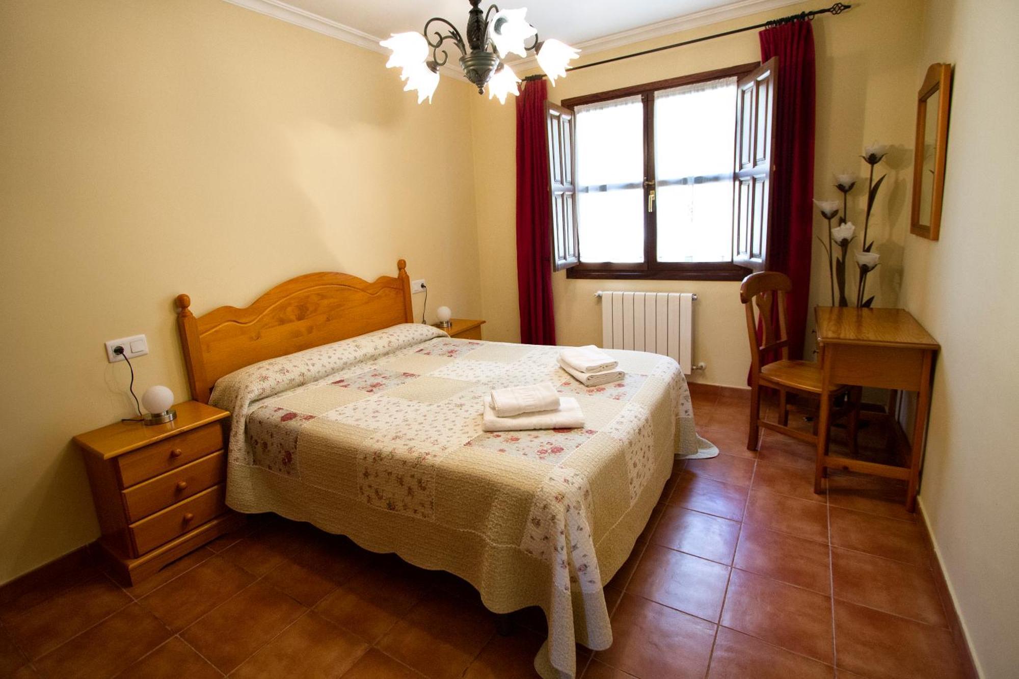 Apartamentos Camin De Pelayo Las Rozas Стая снимка